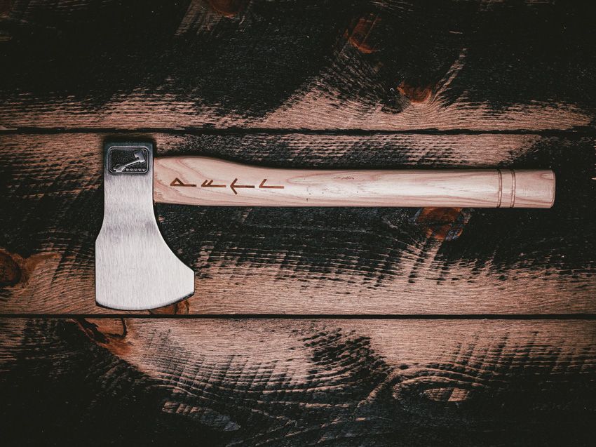 Ragnar Throwing Axe - WATL